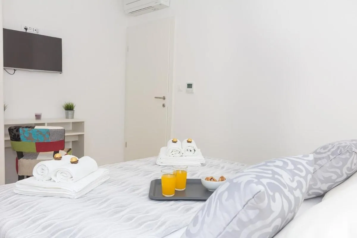 New Near Beach Apartments 123 Split Croatia