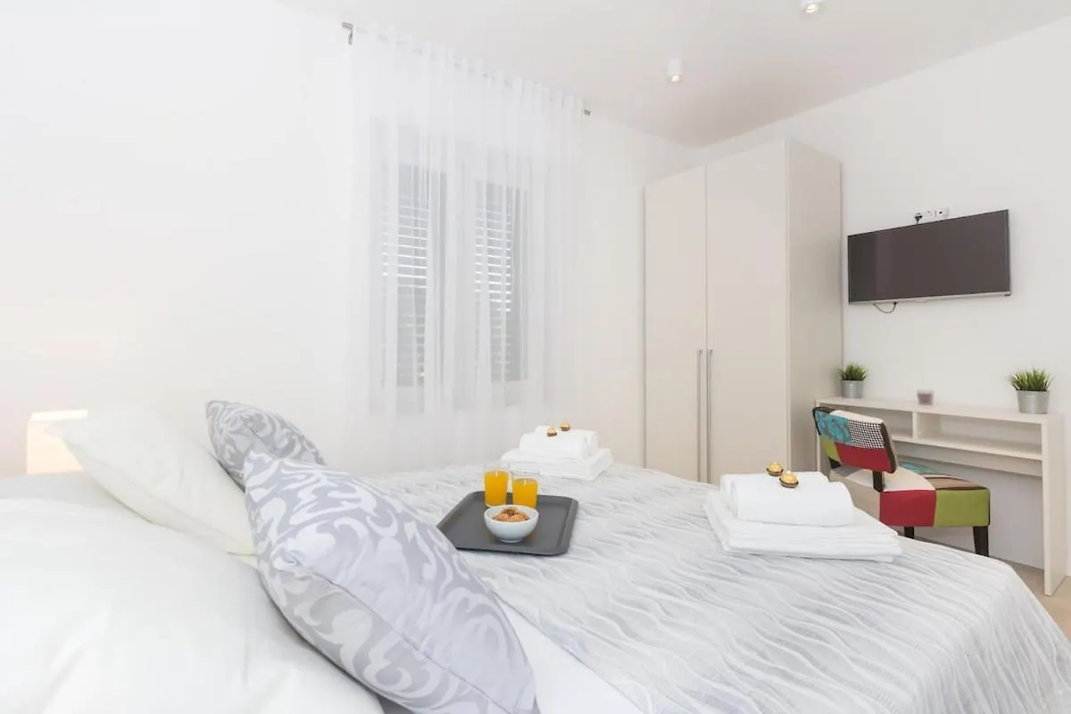 New Near Beach Apartments 123 Split