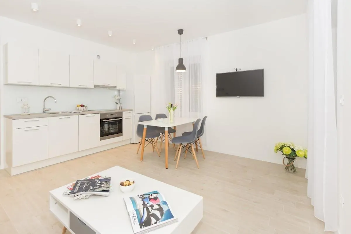 New Near Beach Apartments 123 Split Croatia