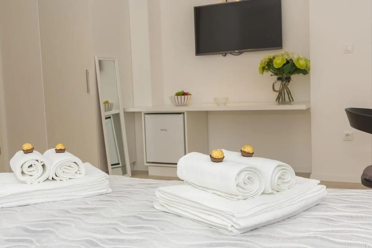 New Near Beach Apartments 123 Split Croatia