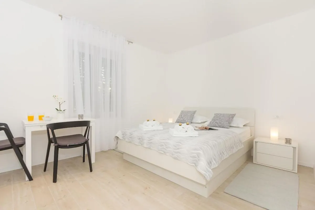New Near Beach Apartments 123 Split