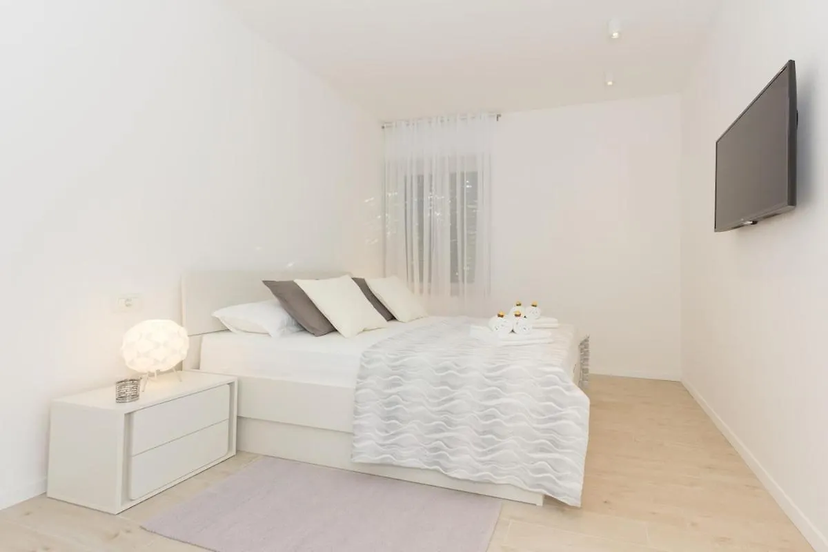 New Near Beach Apartments 123 Split