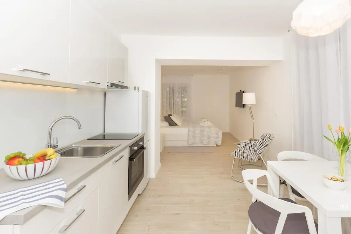 New Near Beach Apartments 123 Split 0*,